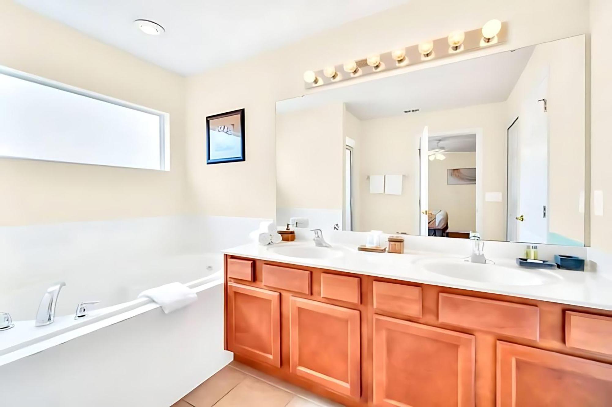 6Br Resort Home Near Disney - With Private Pool Hot Tub And Games Room Kissimmee Exteriör bild